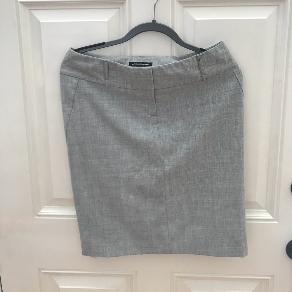 Express Work Skirt. Fully lined. Women’s 6.